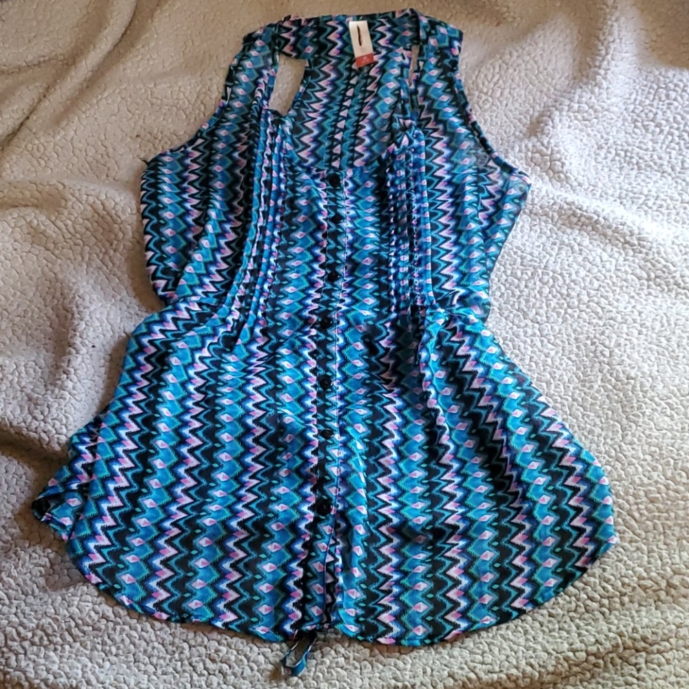 Pretty Tie Back Top